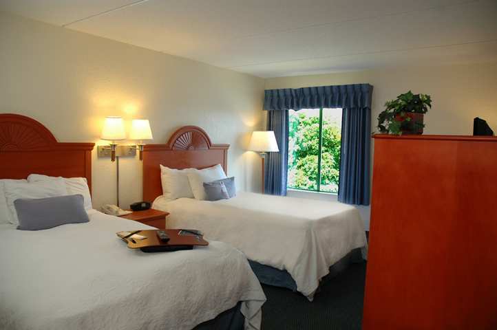 Hampton Inn Морхед-Сити Номер фото