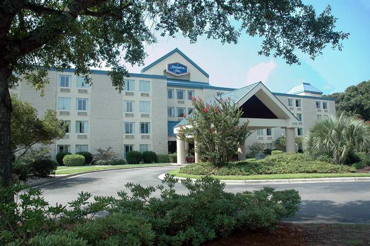 Hampton Inn Морхед-Сити Экстерьер фото